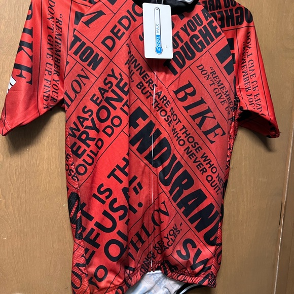 Cool Max Sports shirt with tag M. Front zipper,pockets in back, NEW - Picture 2 of 12